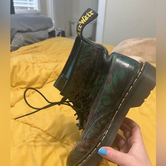 Green/blue shiny Doc Martens! - Picture 5 of 6